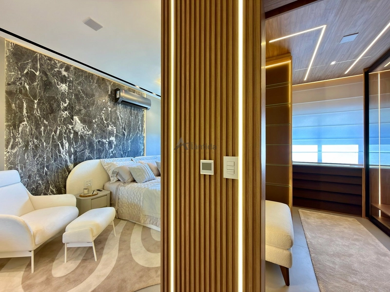 Apartamento finamente decorado na Zona Nova, com 3 dormitórios, piso aquecido, automação, som ambiente, móveis Saccaro e Dell Anno, em edifício com rooftop e infraestrutura completa.: 28ª foto da galeria de imagens do imóvel