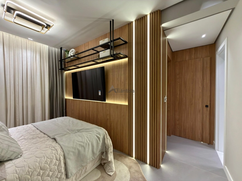 Apartamento finamente decorado na Zona Nova, com 3 dormitórios, piso aquecido, automação, som ambiente, móveis Saccaro e Dell Anno, em edifício com rooftop e infraestrutura completa.: 29ª foto da galeria de imagens do imóvel