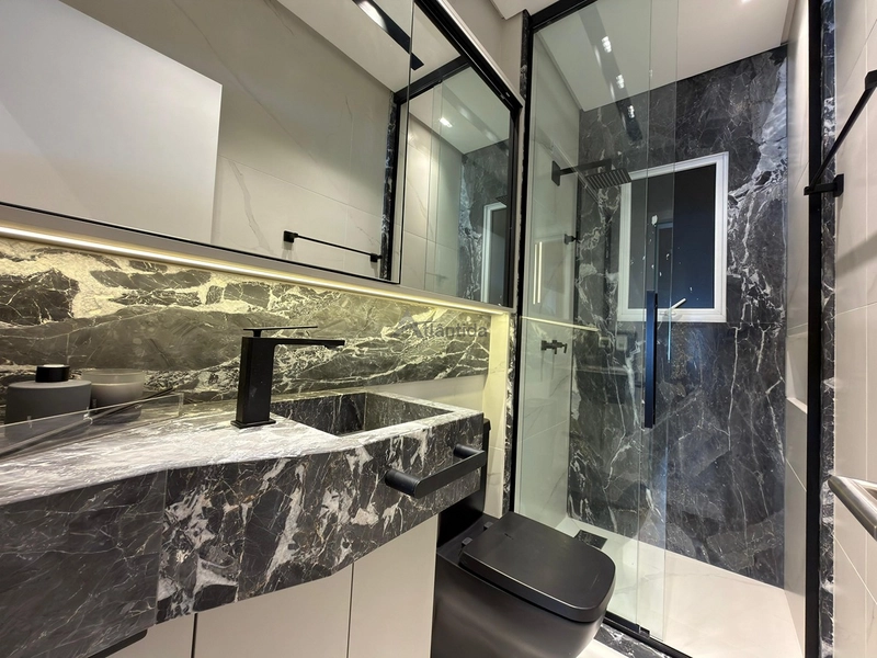 Apartamento finamente decorado na Zona Nova, com 3 dormitórios, piso aquecido, automação, som ambiente, móveis Saccaro e Dell Anno, em edifício com rooftop e infraestrutura completa.: 32ª foto da galeria de imagens do imóvel