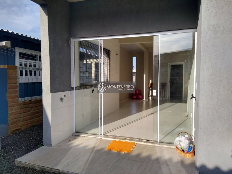 CASA PRÓXIMO DO MAR NA PRAIA DE CAPÃO NOVO: 19ª foto da galeria de imagens do imóvel