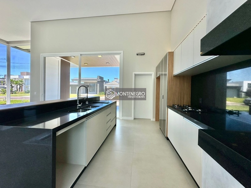 Luxo contemporâneo à beira-mar no exclusivo Costa Serena: 13ª foto da galeria de imagens do imóvel