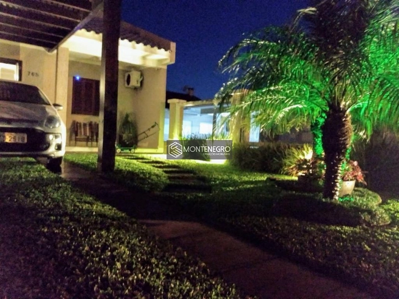 Lindíssima casa geminada: 16ª foto da galeria de imagens do imóvel