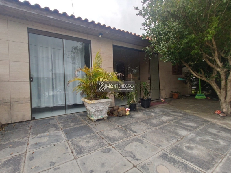 CASA SEMIMOBILIADA NA PRAIA DE CAPÃO NOVO!: 1ª foto da galeria de imagens do imóvel