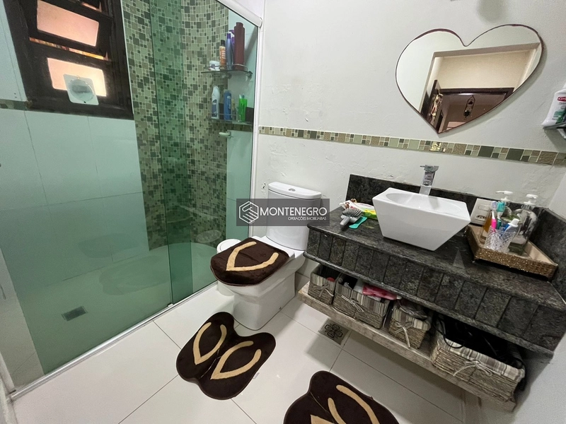 Casa com 2 terrenos!!!: 6ª foto da galeria de imagens do imóvel