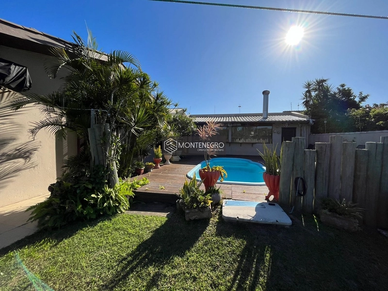 Casa com 2 terrenos!!!: 1ª foto da galeria de imagens do imóvel