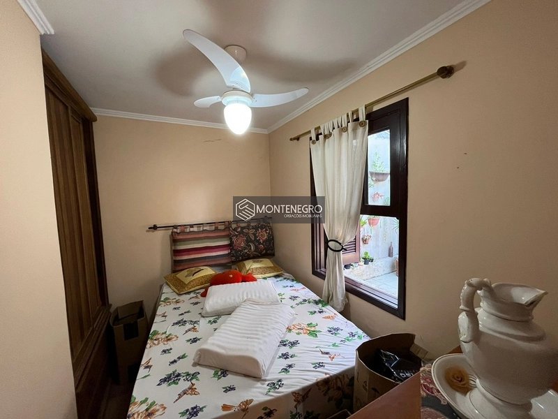 Casa com 2 terrenos!!!: 4ª foto da galeria de imagens do imóvel