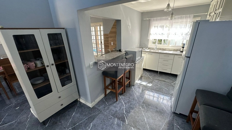 Sobrado 3 Dormitórios com Suíte em Capão Novo: 6ª foto da galeria de imagens do imóvel