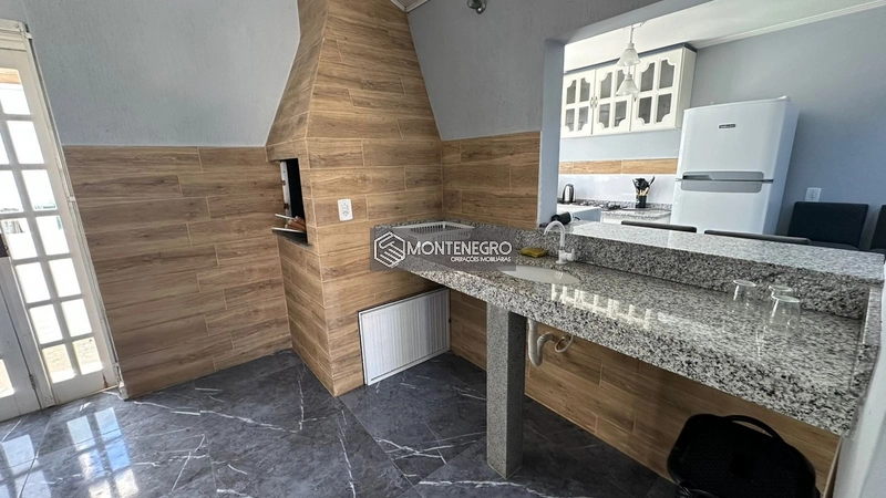 Sobrado 3 Dormitórios com Suíte em Capão Novo: 7ª foto da galeria de imagens do imóvel