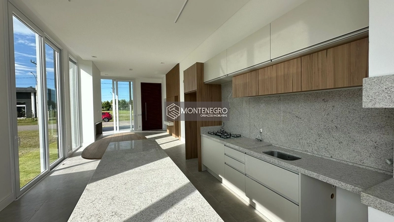 Casa Alto Padrão 4 Suítes no Condomínio Terrasul: 2ª foto da galeria de imagens do imóvel