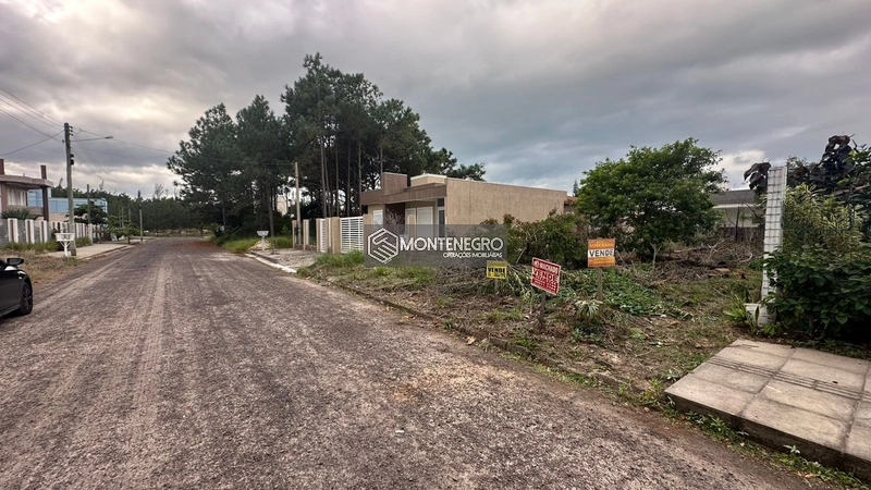 Rua Rosas: 1ª foto da galeria de imagens do imóvel
