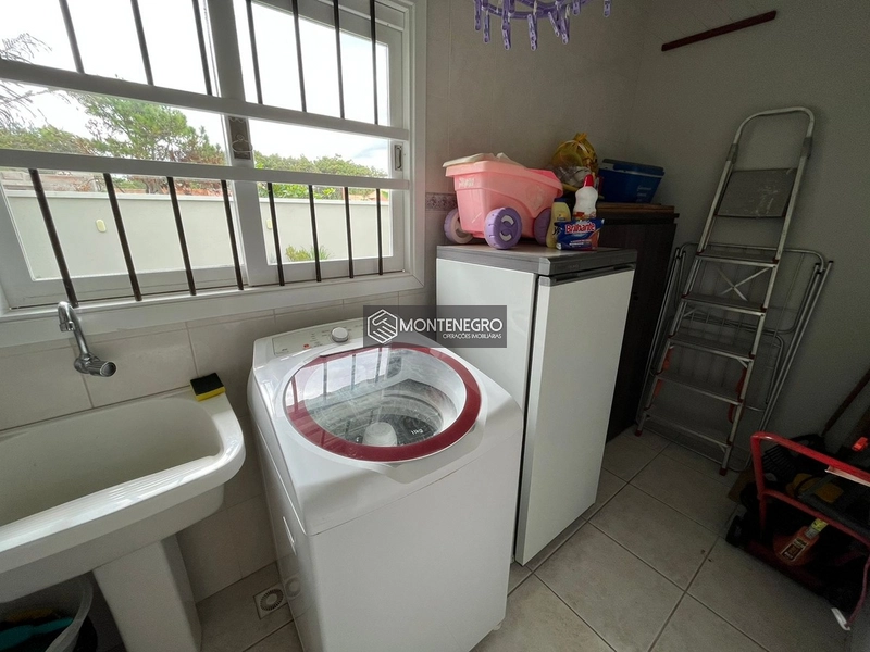 Casa em Capão Novo Village Rua orquideas 50 metros do mar: 1ª foto da galeria de imagens do imóvel