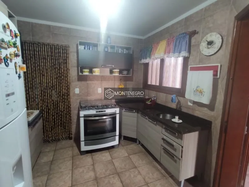 Casa em Capão Novo: 30ª foto da galeria de imagens do imóvel