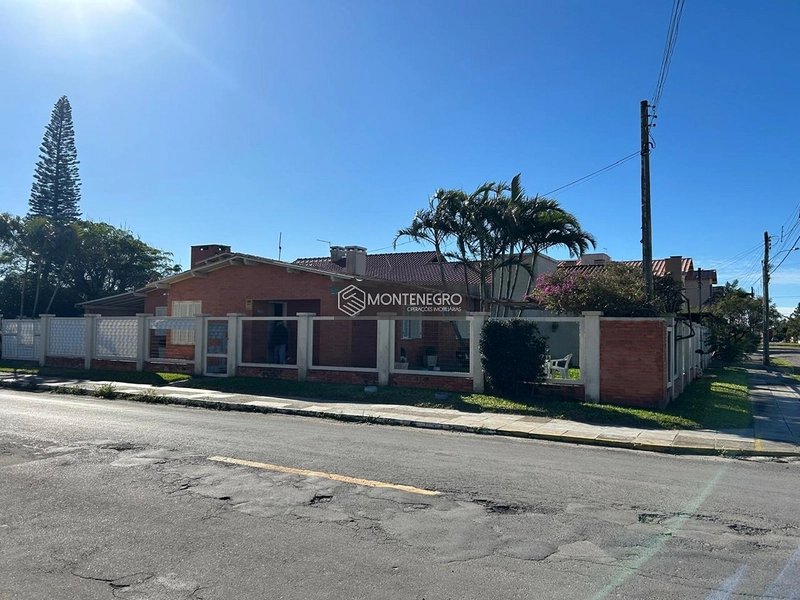 Casa localização privilegiada. : 1ª foto da galeria de imagens do imóvel