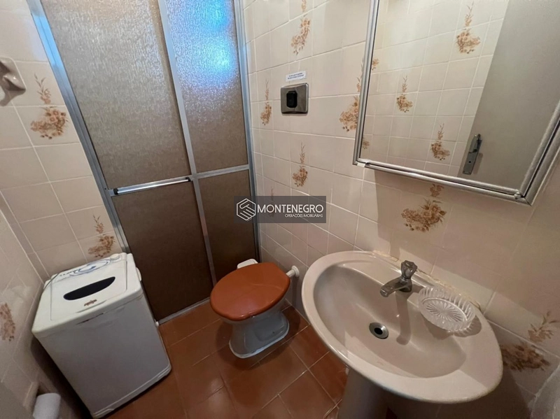 JK SEM BOX BEM CONSERVADO: 4ª foto da galeria de imagens do imóvel