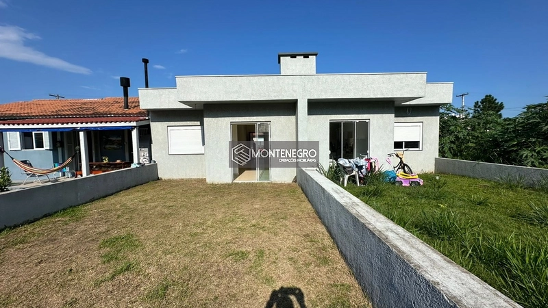 Casa Nova 2 Dormitórios com Pátio em Capão Novo: 3ª foto da galeria de imagens do imóvel