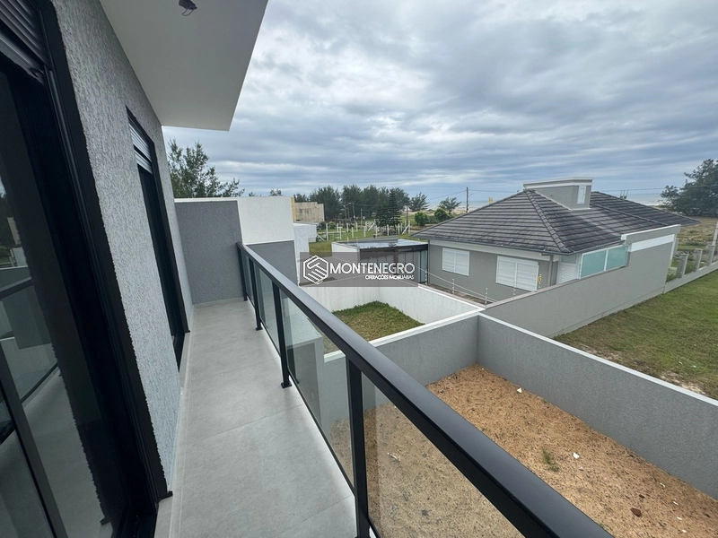 Sobrado com Vista Mar e 4 Dormitórios Capão Novo: 8ª foto da galeria de imagens do imóvel