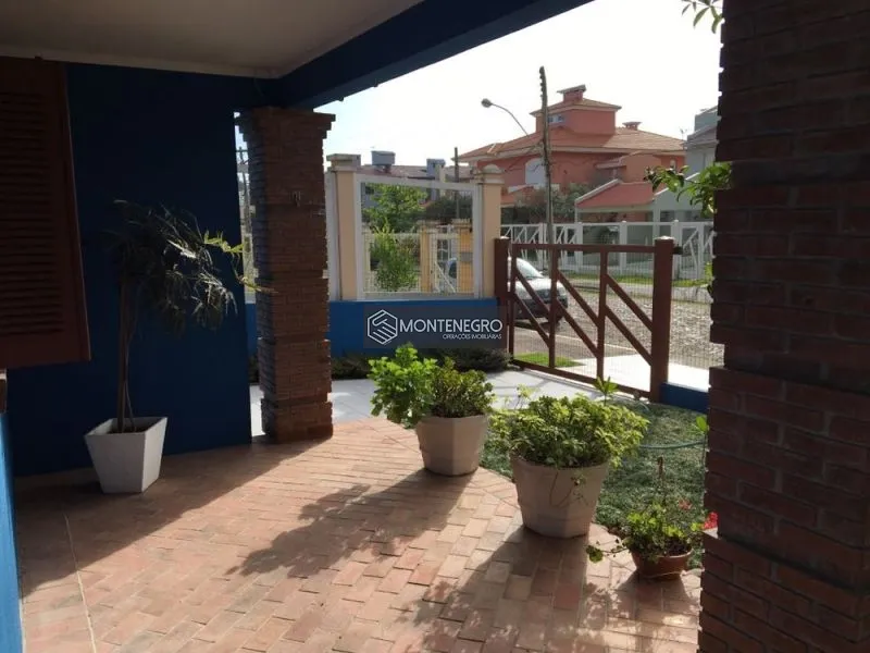CASA A 50 METROS DO MAR: 10ª foto da galeria de imagens do imóvel