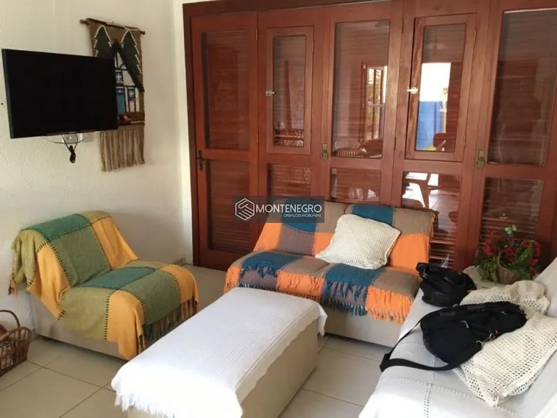 CASA A 50 METROS DO MAR: 3ª foto da galeria de imagens do imóvel
