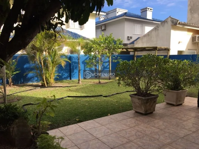 CASA A 50 METROS DO MAR: 11ª foto da galeria de imagens do imóvel