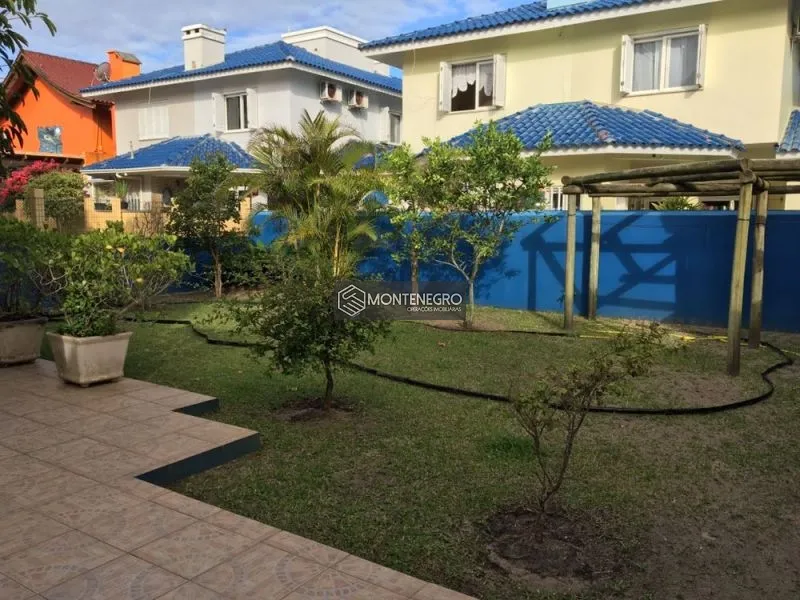 CASA A 50 METROS DO MAR: 13ª foto da galeria de imagens do imóvel