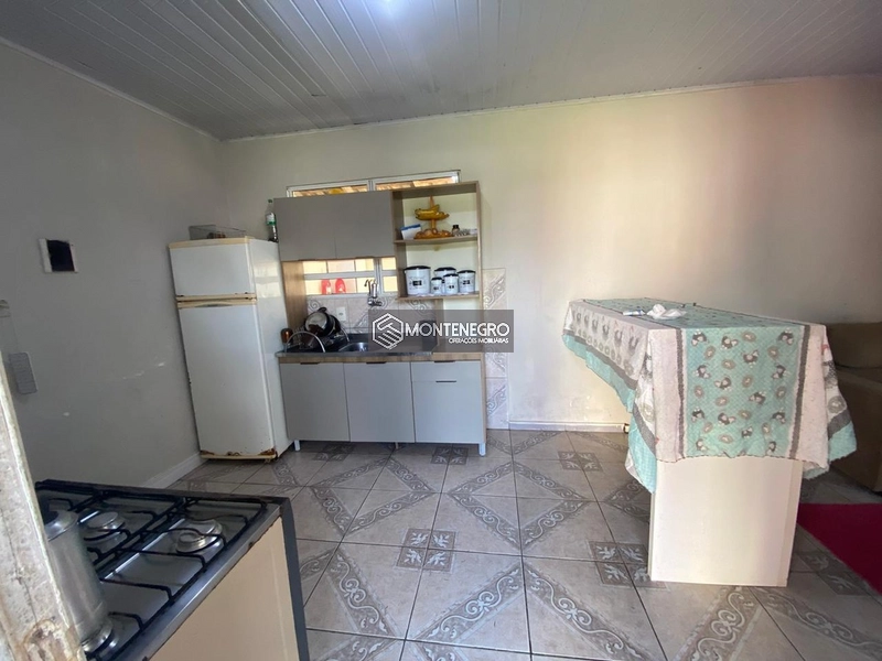 CASA EM REGIÃO POPULAR NA PRAIA DE CAPÃO NOVO: 12ª foto da galeria de imagens do imóvel