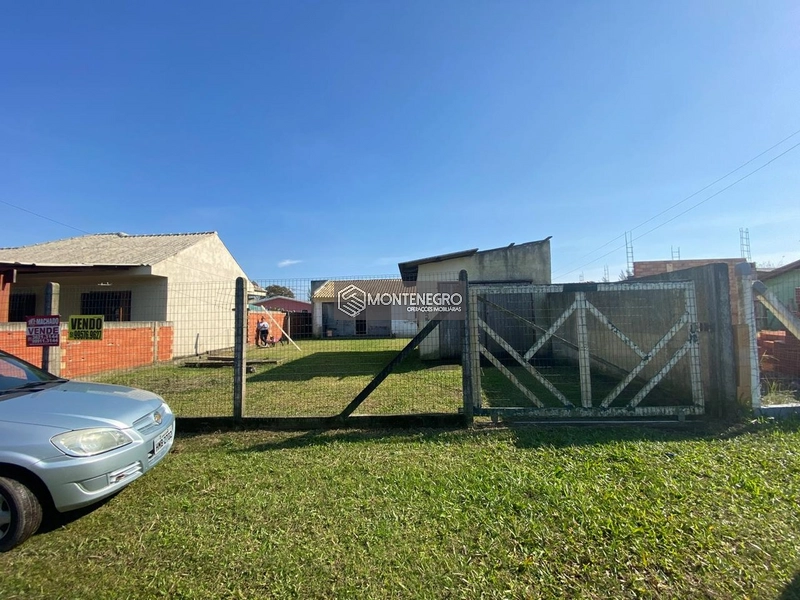 CASA EM REGIÃO POPULAR NA PRAIA DE CAPÃO NOVO: 1ª foto da galeria de imagens do imóvel