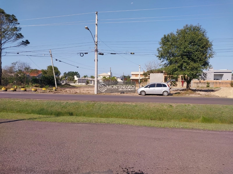 Terreno Avenida Paraguassú: 1ª foto da galeria de imagens do imóvel