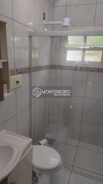 Casa 3 Dormitórios com Lareira em Capão Novo: 13ª foto da galeria de imagens do imóvel