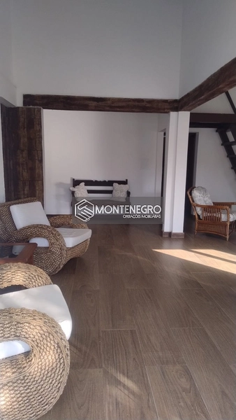 Casa 3 Dormitórios com Lareira em Capão Novo: 5ª foto da galeria de imagens do imóvel