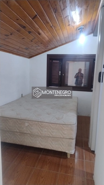 Casa 3 Dormitórios com Lareira em Capão Novo: 12ª foto da galeria de imagens do imóvel