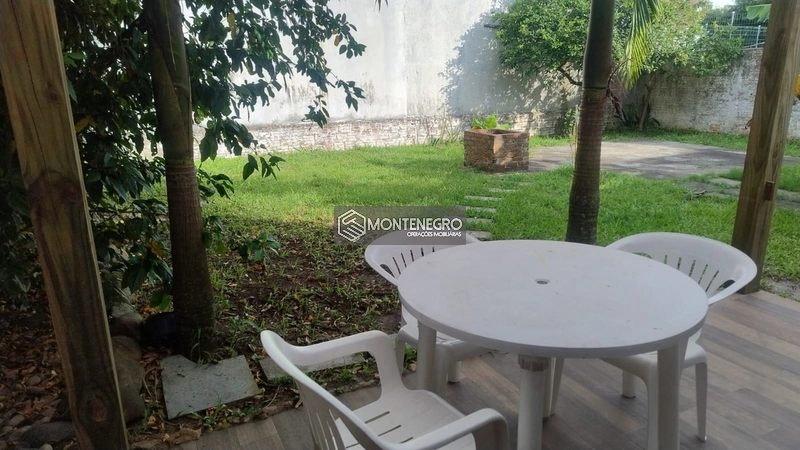 Casa 3 Dormitórios com Lareira em Capão Novo: 16ª foto da galeria de imagens do imóvel