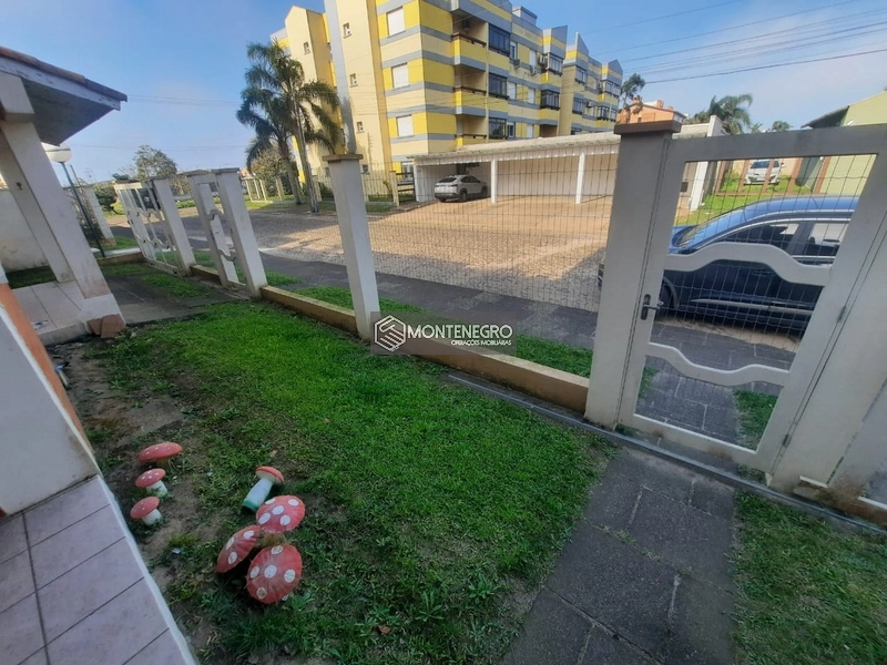 Sobrado 2 Dormitórios com Churrasqueira Capão Novo: 15ª foto da galeria de imagens do imóvel