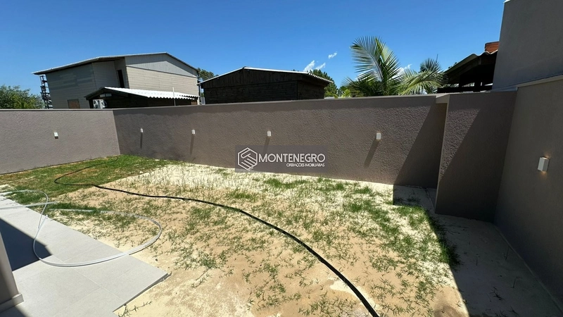 Casa Alto Padrão 3 Dormitórios em Capão Novo: 10ª foto da galeria de imagens do imóvel