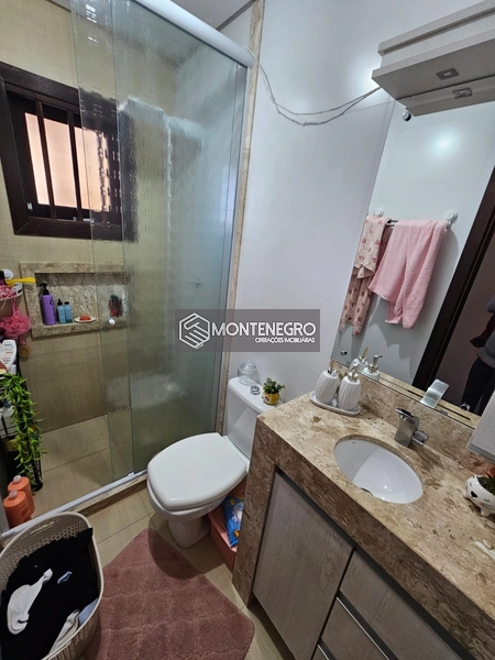 Casa 3 Dorm com Piscina e 2 Vagas em Capão Novo: 3ª foto da galeria de imagens do imóvel