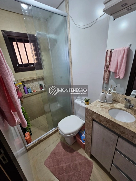 Casa 3 Dorm com Piscina e 2 Vagas em Capão Novo: 13ª foto da galeria de imagens do imóvel