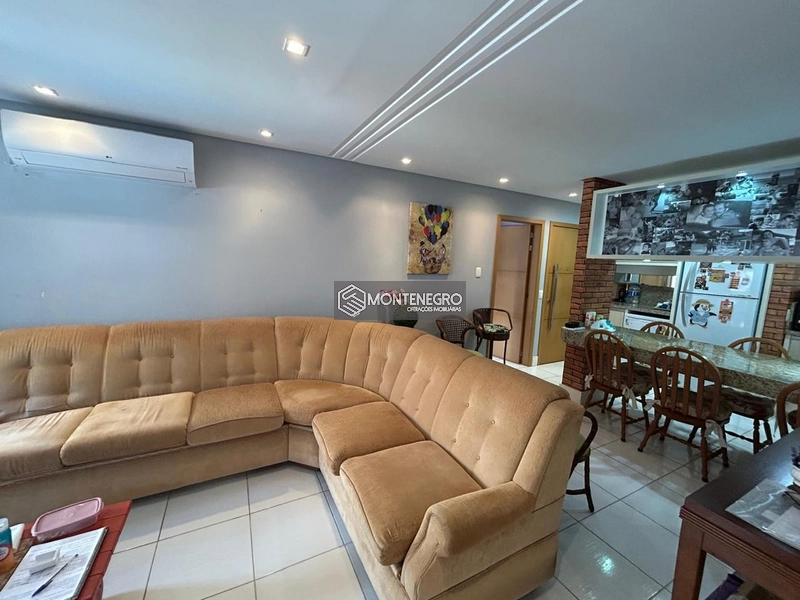 Apartamento 3 Dormitórios com Piscina a 100m do Mar: 4ª foto da galeria de imagens do imóvel