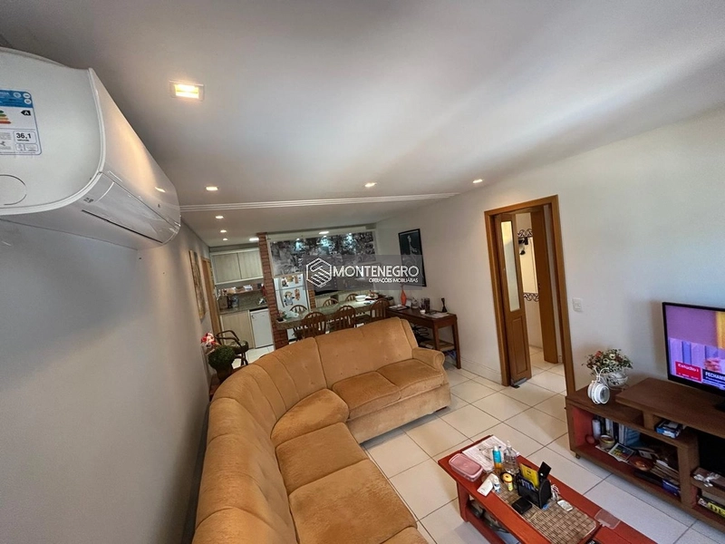 Apartamento 3 Dormitórios com Piscina a 100m do Mar: 5ª foto da galeria de imagens do imóvel