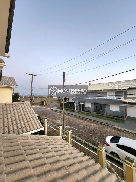 Sobrado com Mezanino a 1 Quadra do Mar em Capão Novo: 13ª foto da galeria de imagens do imóvel