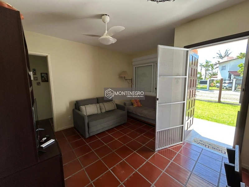 Casa 3 Dormitórios a 150m do Mar em Capão Novo: 5ª foto da galeria de imagens do imóvel