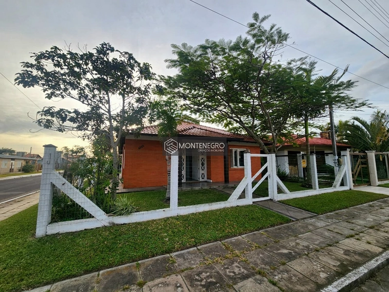 Casa de Esquina: 1ª foto da galeria de imagens do imóvel