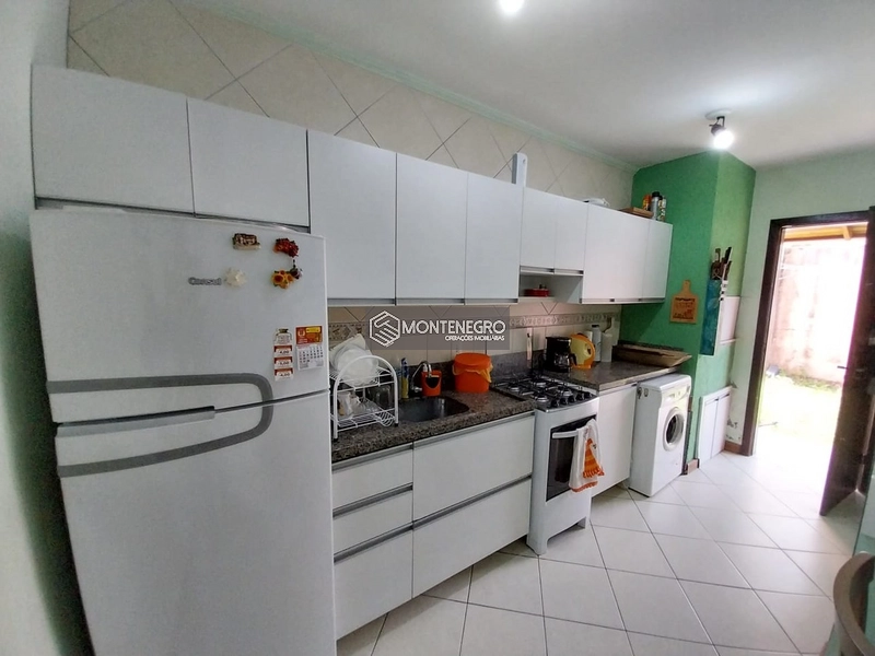 Sobrado 3 Dormitórios Sem Condomínio em Capão Novo: 6ª foto da galeria de imagens do imóvel