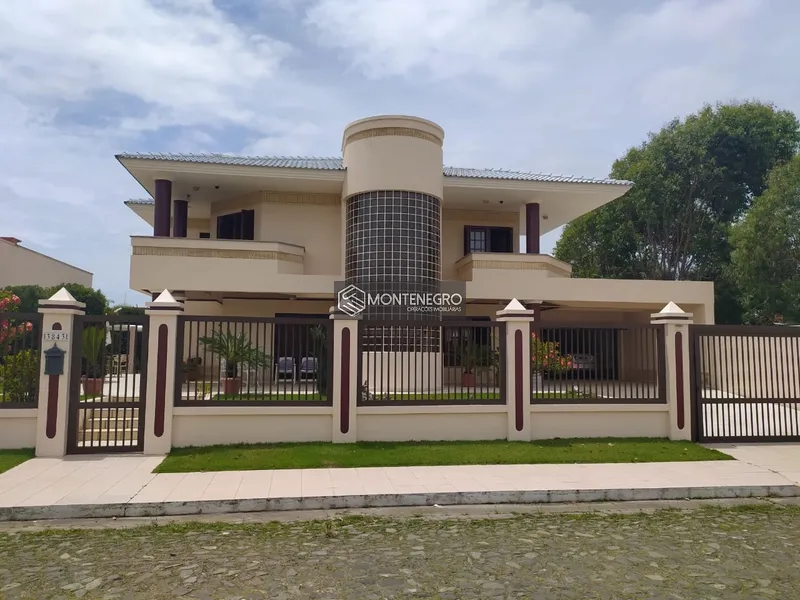 SENSACIONAL CASA NA RUA HORTÊNCIAS: 5ª foto da galeria de imagens do imóvel