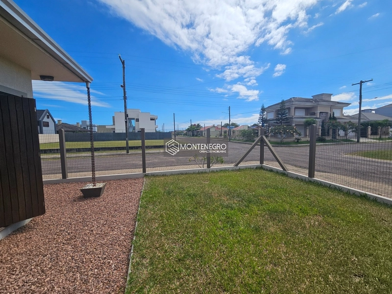 Casa na Praia de Capão Novo Village: 1ª foto da galeria de imagens do imóvel