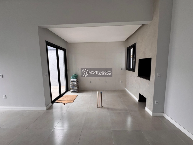BELISSÍMA CASA  GEMINADANA NA RUA MIMO DE VÊNUS: 7ª foto da galeria de imagens do imóvel