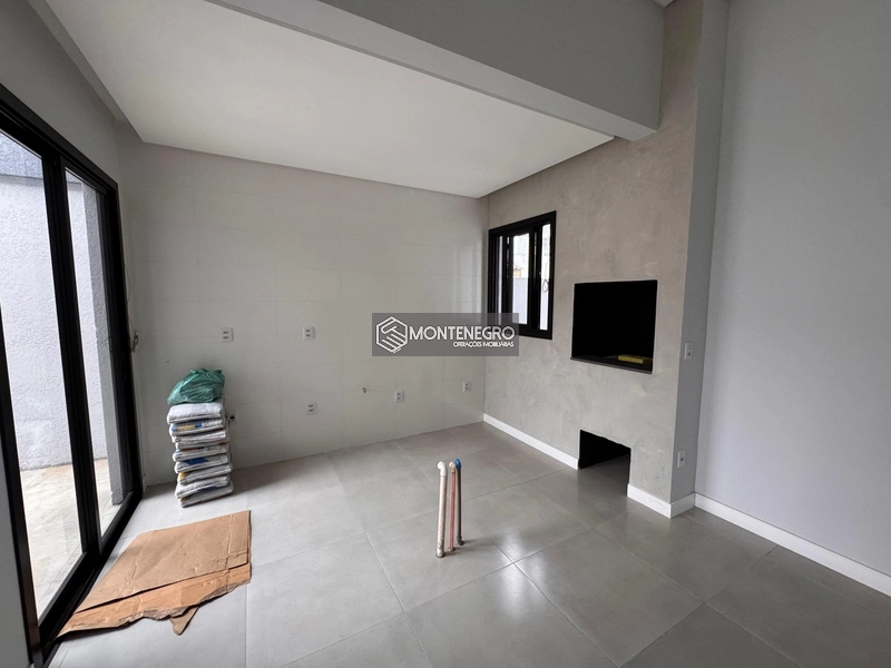 BELISSÍMA CASA  GEMINADANA NA RUA MIMO DE VÊNUS: 2ª foto da galeria de imagens do imóvel