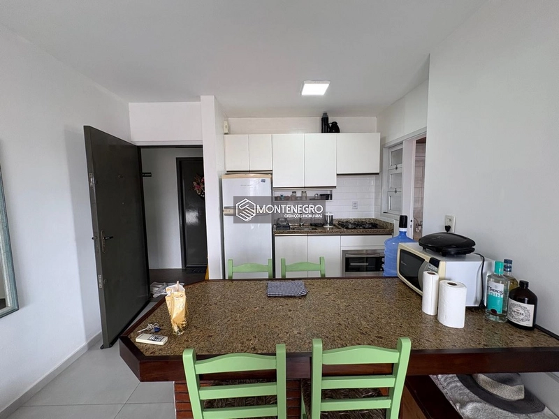 Apartamento com Lareira e Piscina em Capão Novo: 11ª foto da galeria de imagens do imóvel