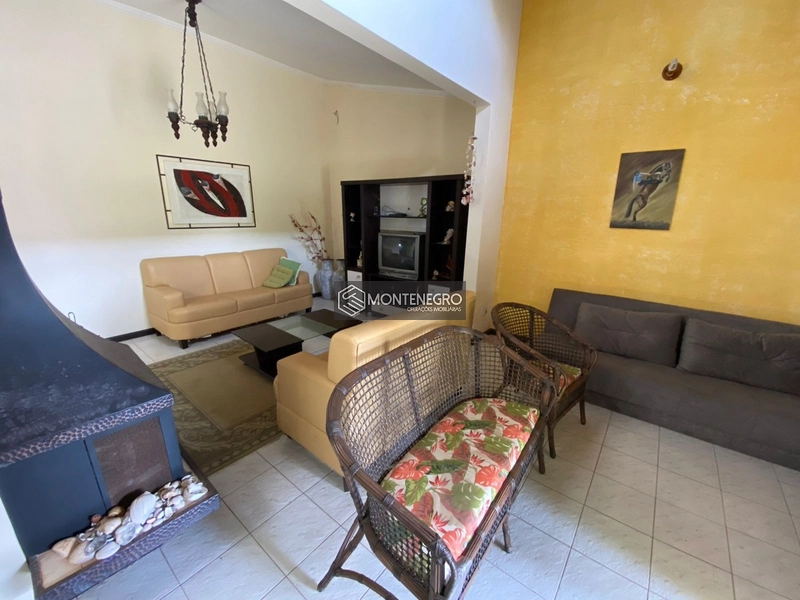 Casa em Capão Novo: 4ª foto da galeria de imagens do imóvel