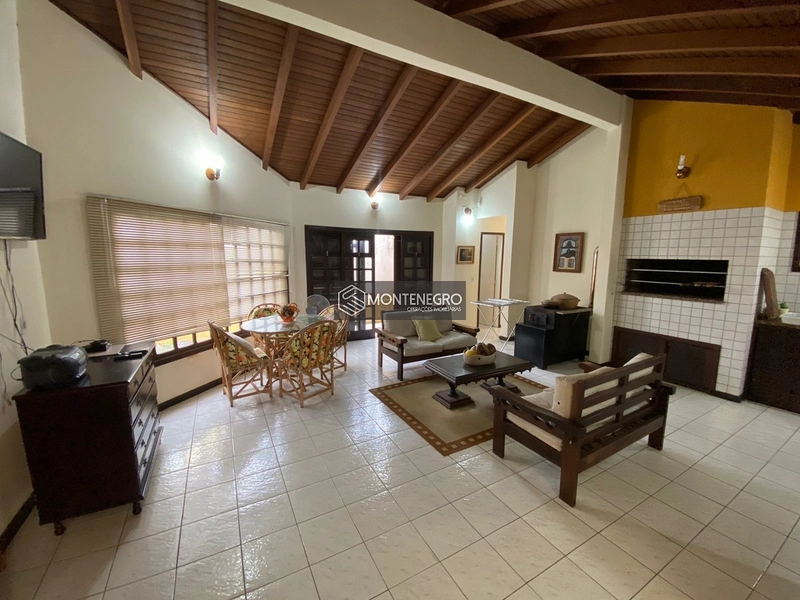 Casa em Capão Novo: 9ª foto da galeria de imagens do imóvel