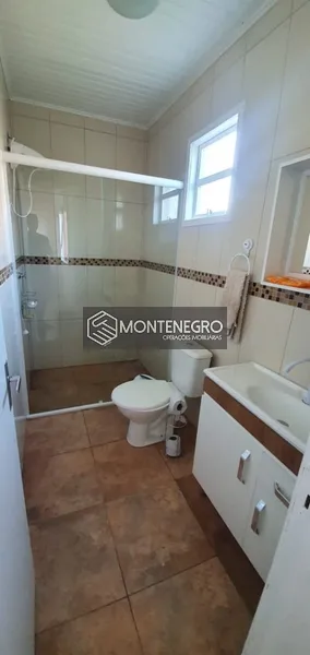 Casa bem localizada em Capão Novo: 12ª foto da galeria de imagens do imóvel