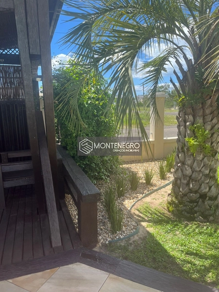 CASA  DIFERENCIADA NA PRAIA DE CAPÃO NOVO VILLAGE! Rua dos lírios 880: 43ª foto da galeria de imagens do imóvel